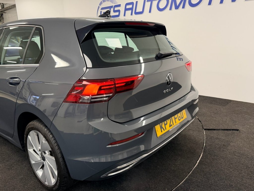 Used Volkswagen Golf 2021 for sale - 76574544: Photo 30