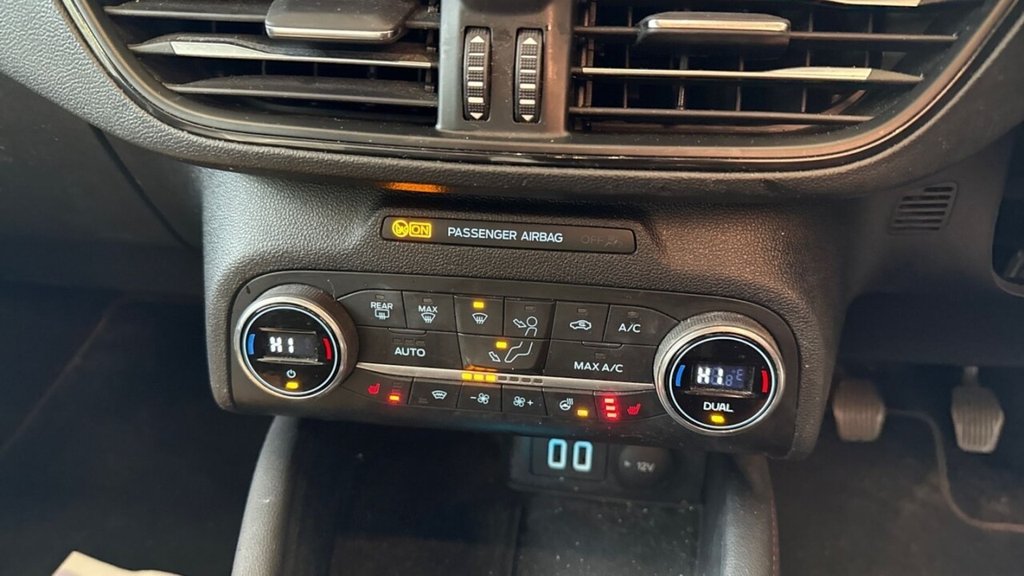 Used Ford Focus 2021 for sale - 76724839: Photo 7