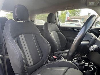 Used MINI Hatch 2019 for sale - 78985828: Photo