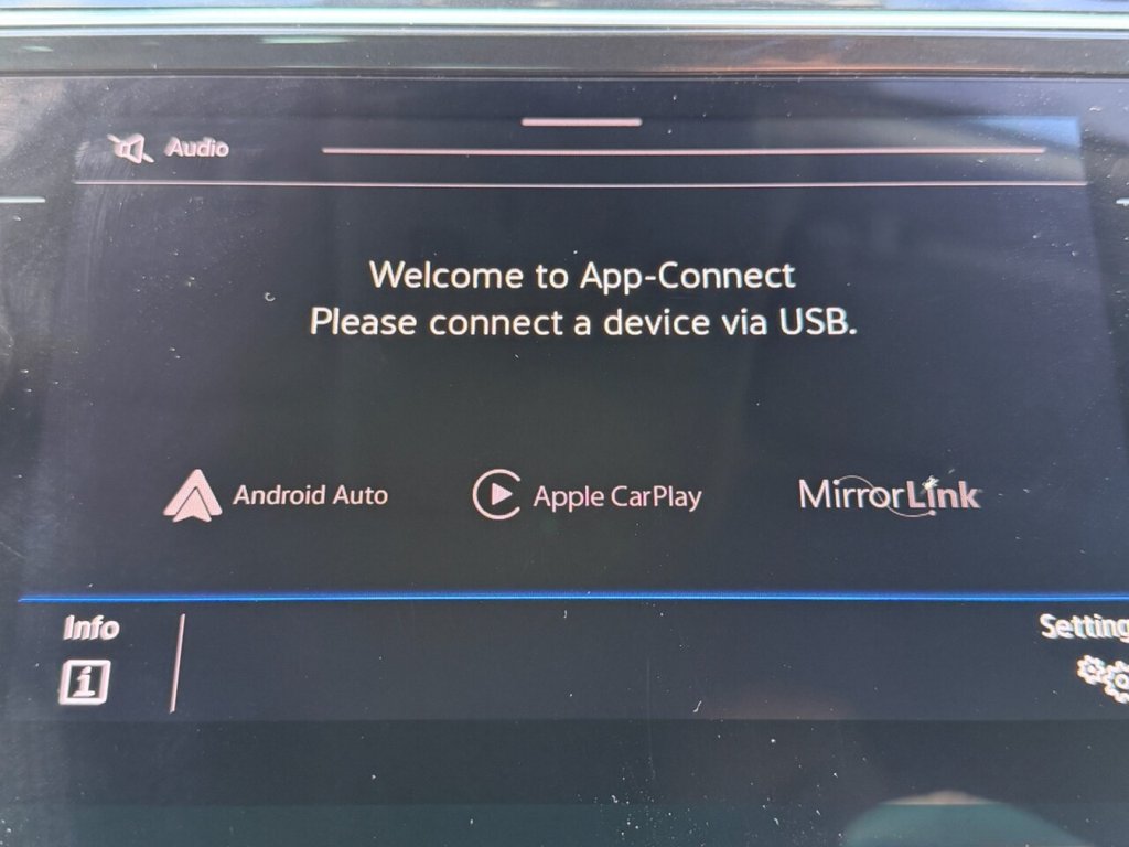 Used Volkswagen Tiguan 2023 for sale - 76574562: Photo 3