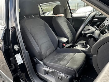 Used Volkswagen Tiguan Allspace 2021 for sale - 78154090: Photo