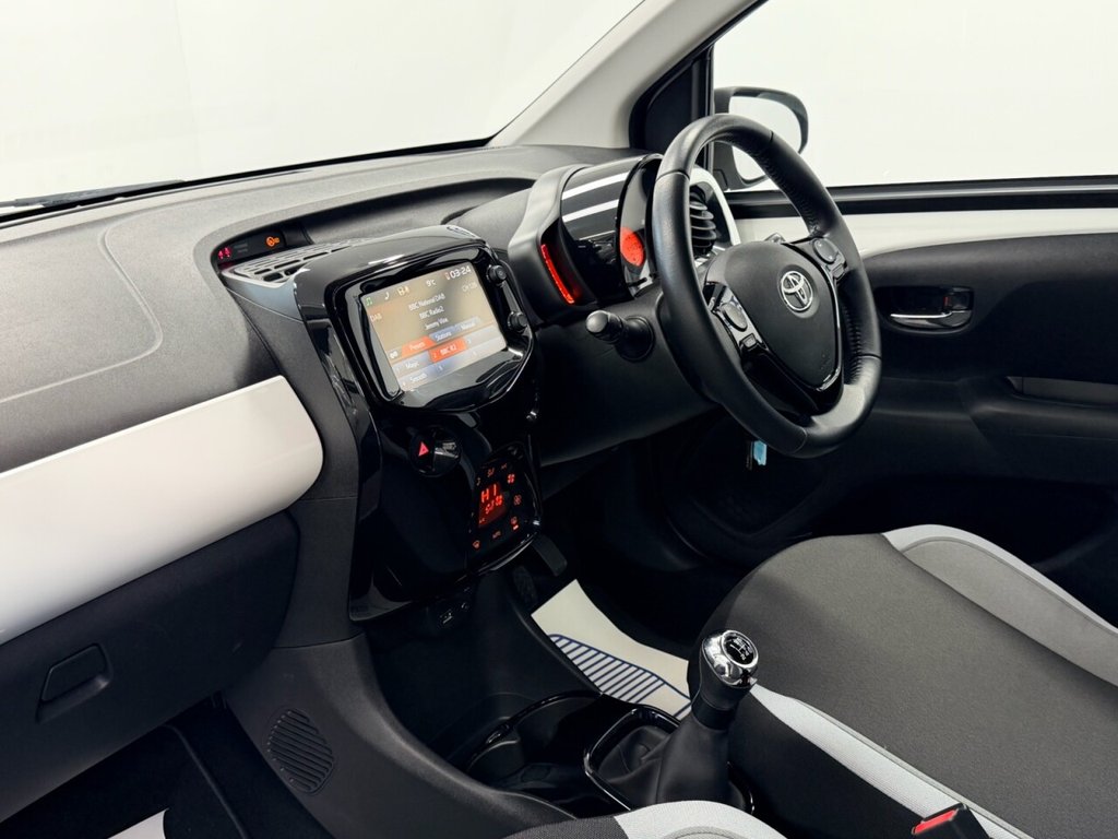 Used Toyota AYGO 2018 for sale - 76950517: Photo 21