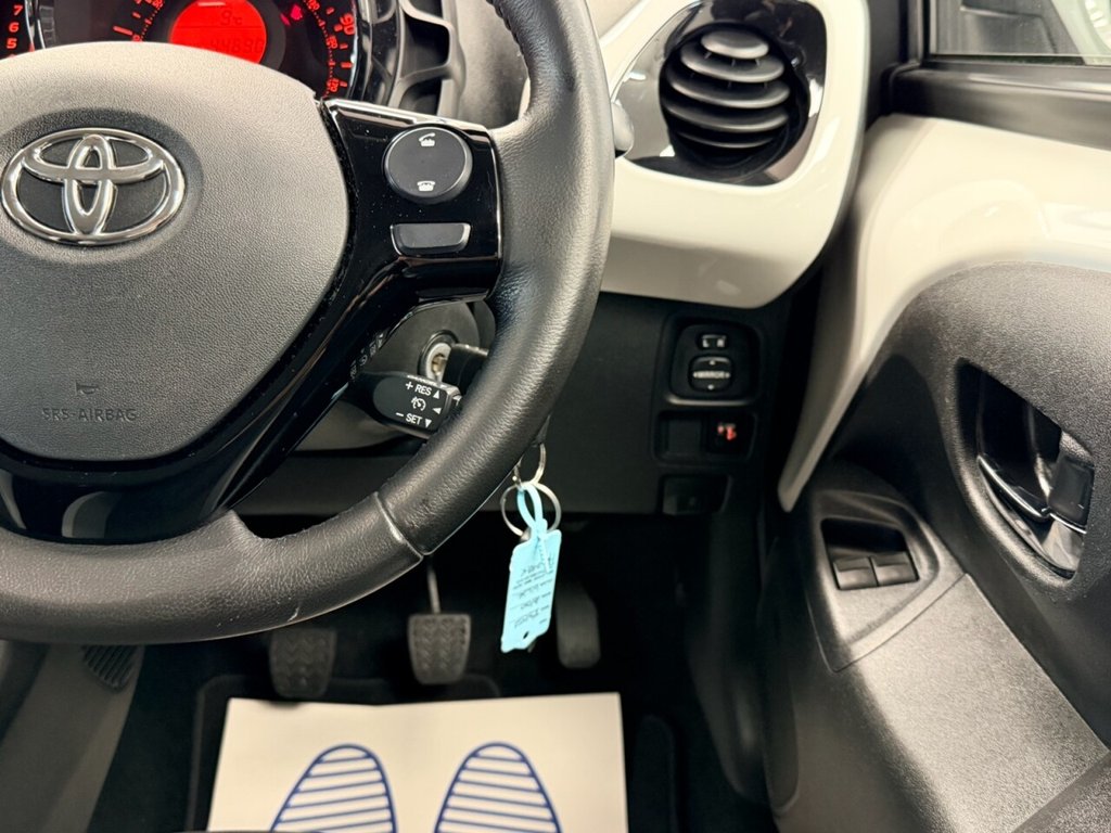 Used Toyota AYGO 2018 for sale - 76950517: Photo 32