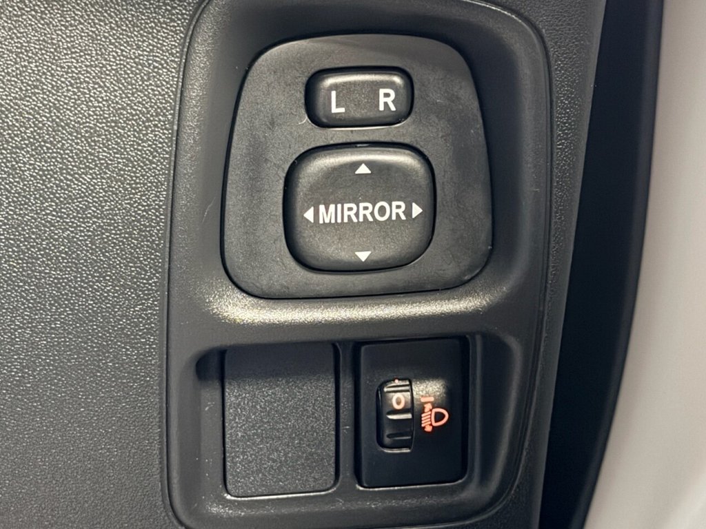 Used Toyota AYGO 2018 for sale - 76950517: Photo 38