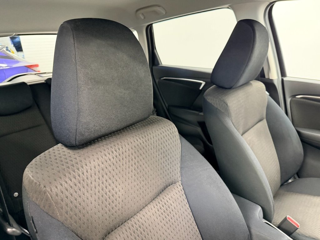 Used Honda Jazz 2018 for sale - 76574528: Photo 18