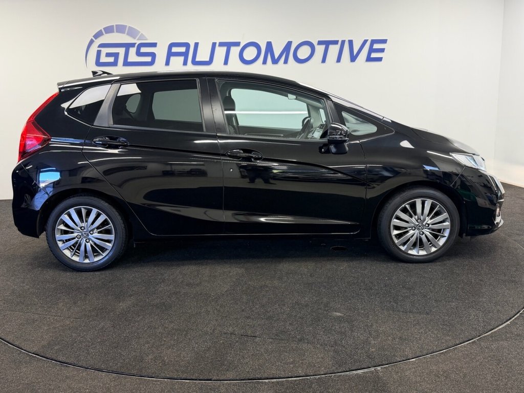 Used Honda Jazz 2018 for sale - 76574528: Photo 5