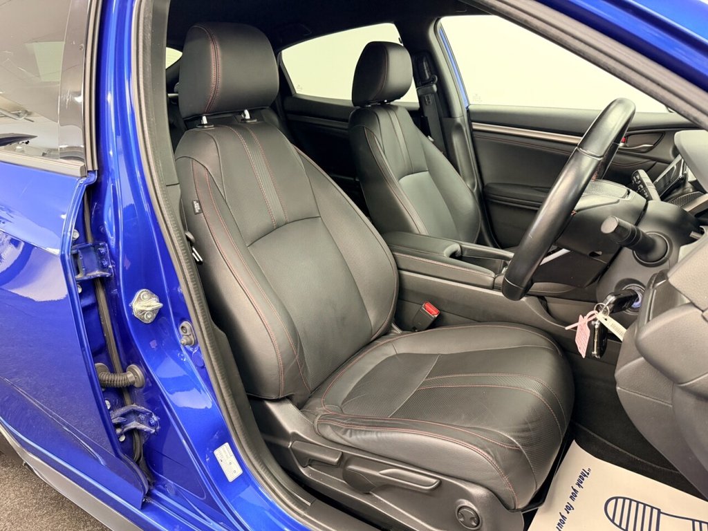 Used Honda Civic 2019 for sale - 76574547: Photo 3