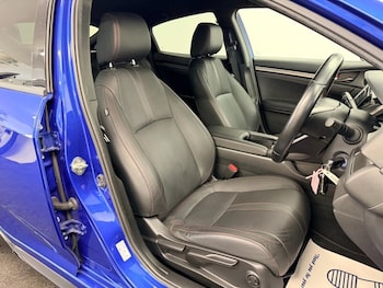 Used Honda Civic 2019 for sale - 76574547: Photo