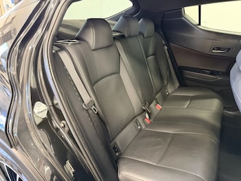 Used Toyota C-HR 2019 for sale - 79032243: Photo