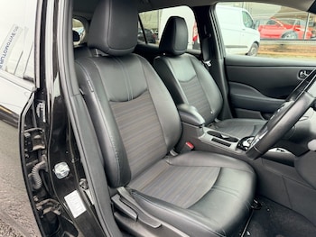 Used Nissan Leaf 2021 for sale - 77422504: Photo