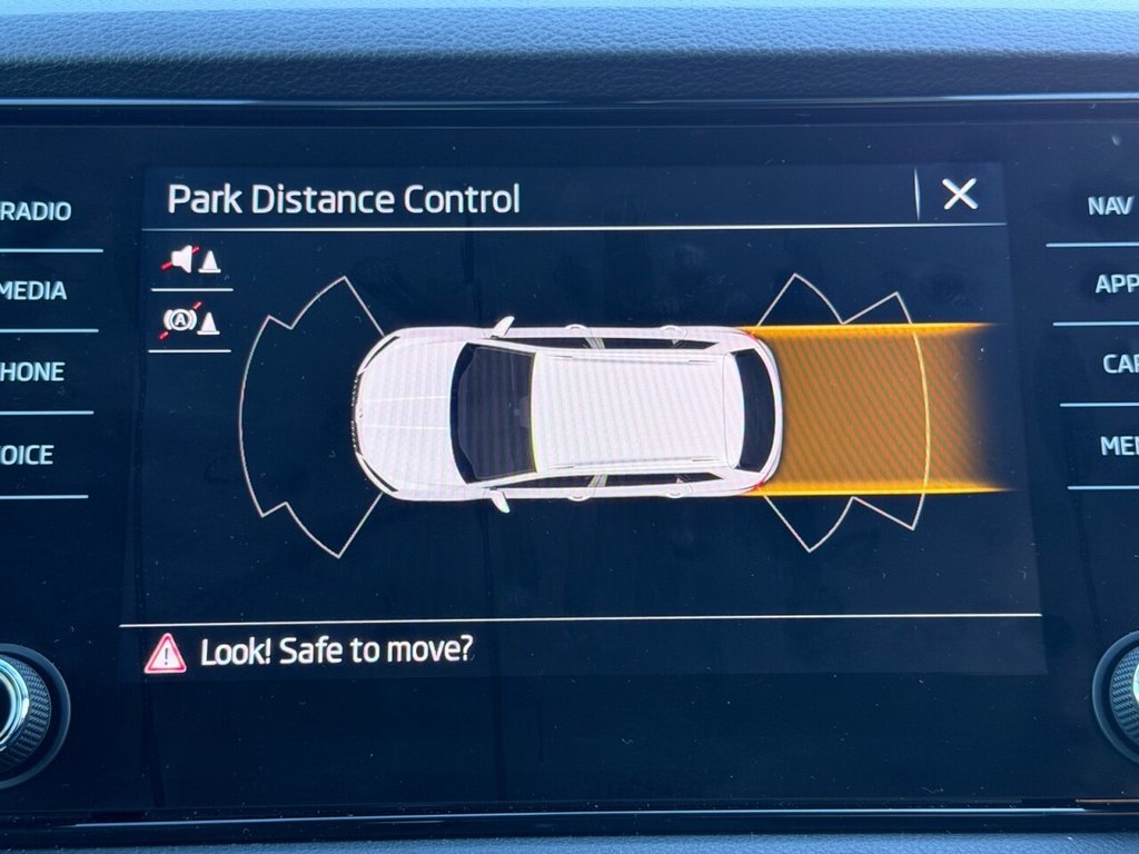 Used Skoda Karoq 2021 for sale - 76783898: Photo 13