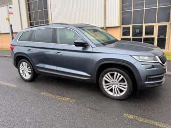 2017 (17) - 2.0 TDI SE L 4WD AWD 150 BHP 7 SEATS + SAT NAV 5-Door