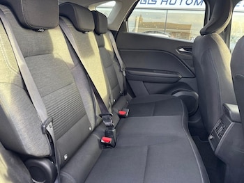 Used Renault Captur 2020 for sale - 77534400: Photo