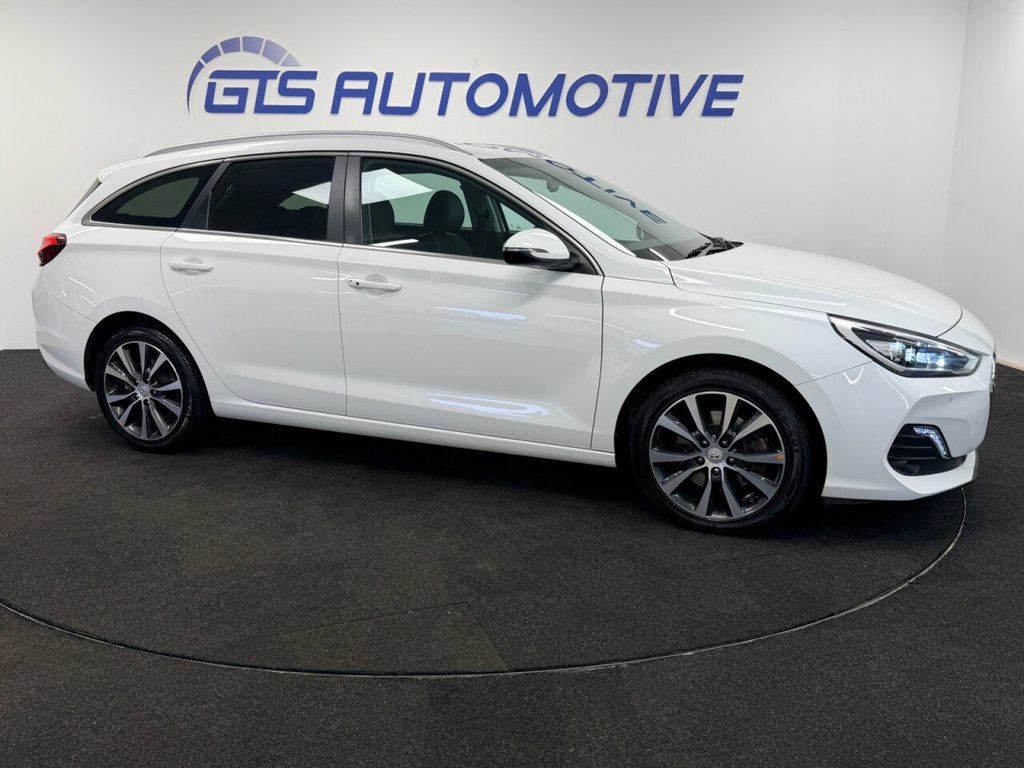 Used Hyundai i30 2019 for sale - 76574545: Photo 1