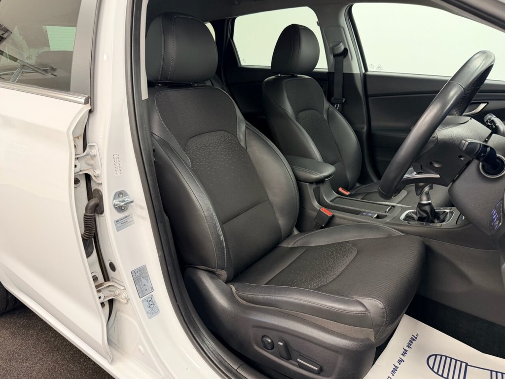 Used Hyundai i30 2019 for sale - 76574545: Photo 3