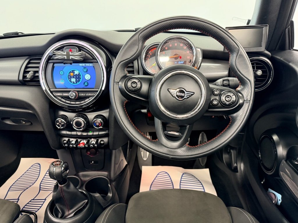 Used MINI Convertible 2020 for sale - 76711171: Photo 10