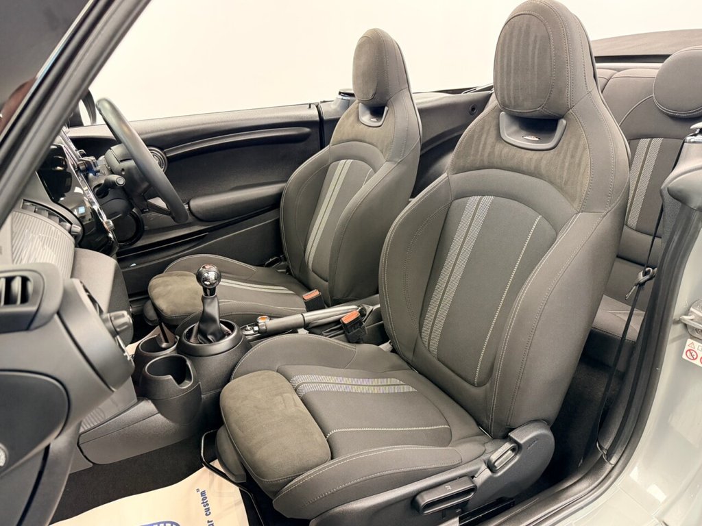 Used MINI Convertible 2020 for sale - 76711171: Photo 24