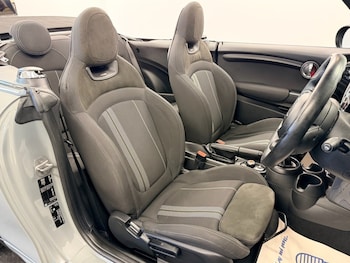 Used MINI Convertible 2020 for sale - 76711171: Photo
