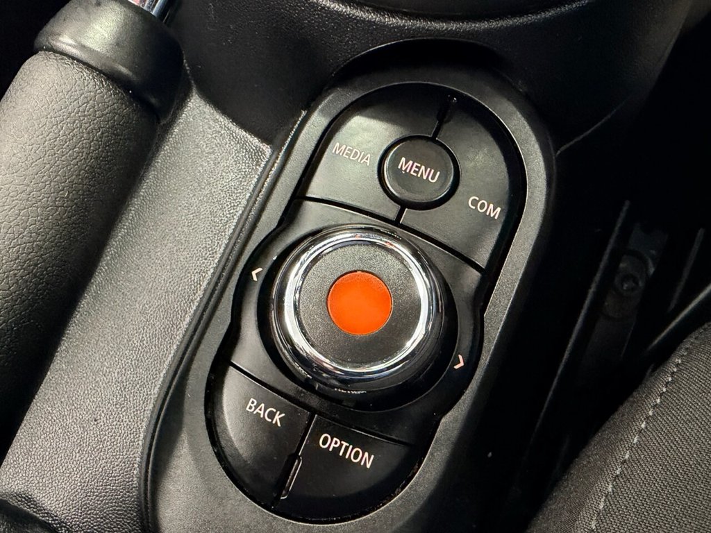 Used MINI Convertible 2020 for sale - 76711171: Photo 38