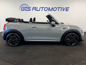 Used MINI Convertible 2020 for sale - 76711171: Photo