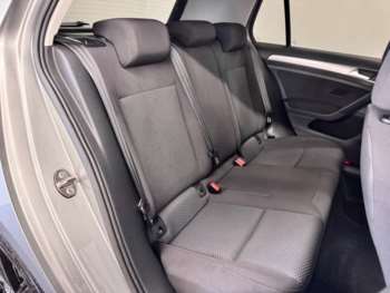 Used Volkswagen Golf 2019 for sale - 74953724: Photo