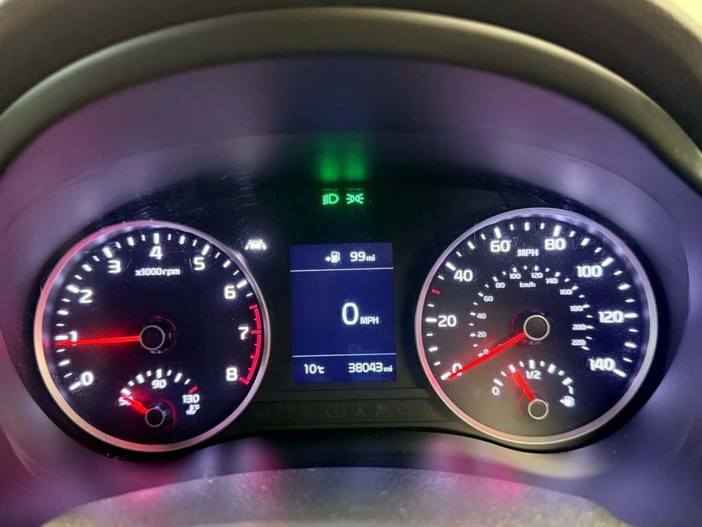 Used Kia Stonic 2019 for sale - 76821131: Photo 11