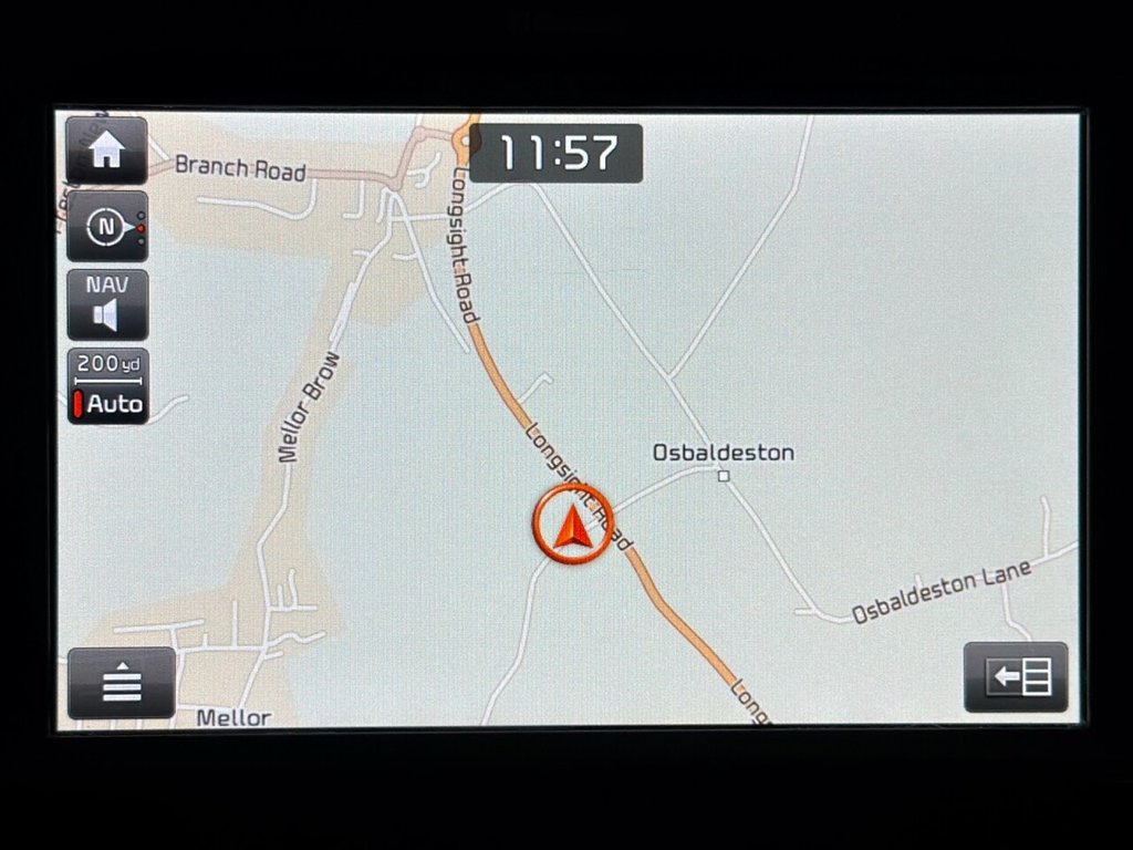 Used Kia Stonic 2019 for sale - 76821131: Photo 2