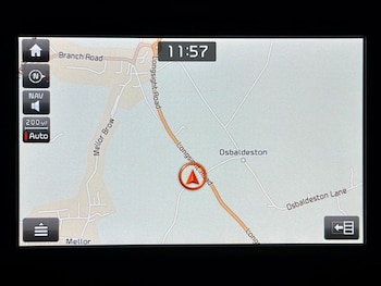 Used Kia Stonic 2019 for sale - 76821131: Photo