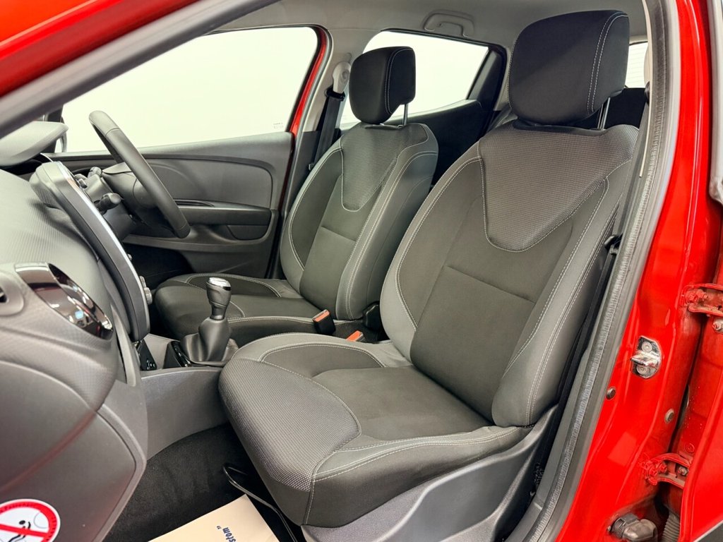 Used Renault Clio 2018 for sale - 76574568: Photo 21