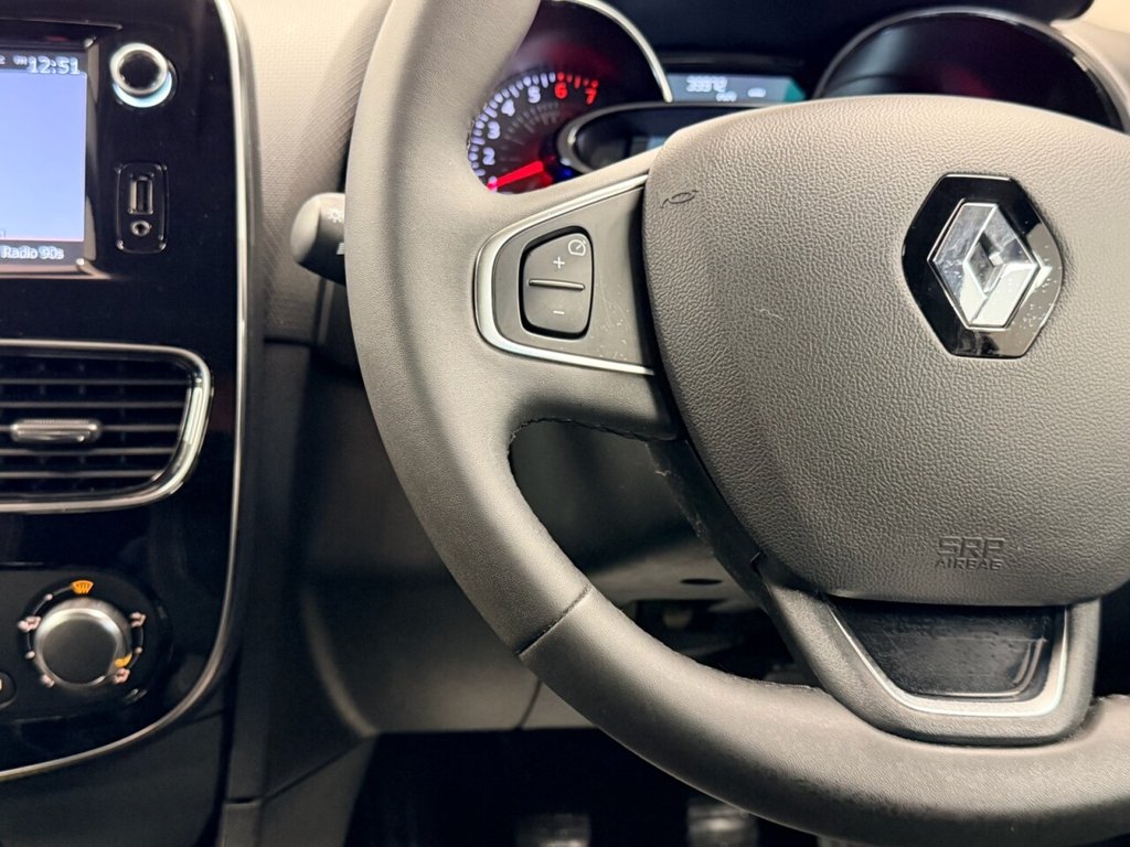 Used Renault Clio 2018 for sale - 76574568: Photo 40