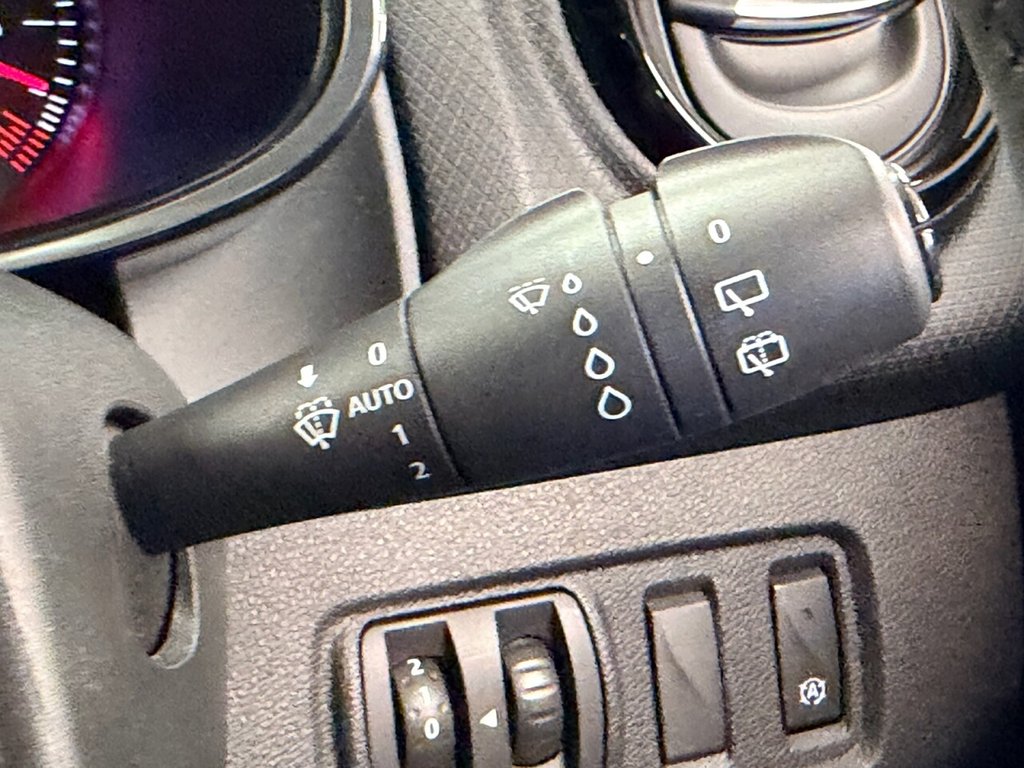 Used Renault Clio 2018 for sale - 76574568: Photo 45