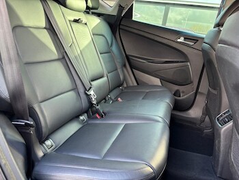 Used Hyundai TUCSON 2018 for sale - 76950381: Photo