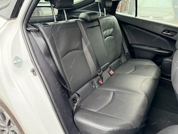 Used Toyota Prius 2021 for sale - 78074236: Photo