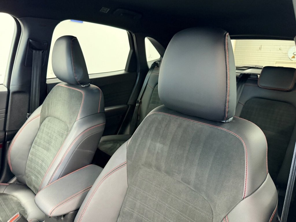 Used Ford Kuga 2022 for sale - 77172067: Photo 31