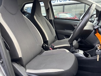 Used Toyota AYGO 2021 for sale - 77072531: Photo