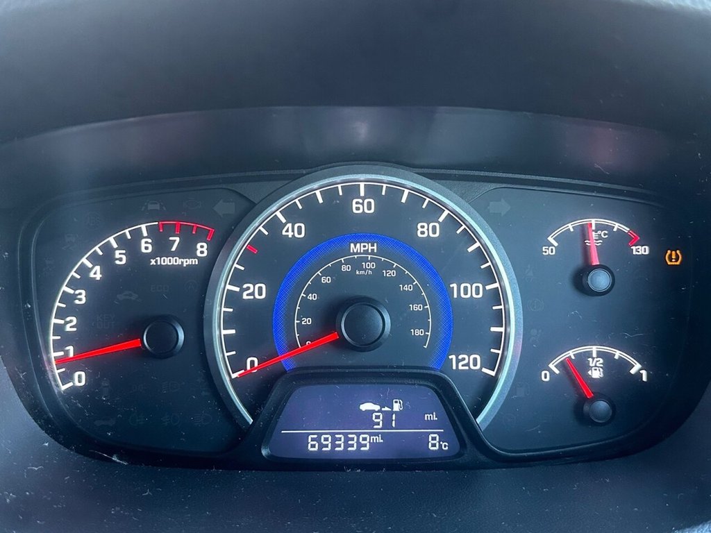 Used Hyundai i10 2018 for sale - 76934685: Photo 10