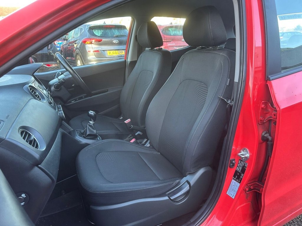 Used Hyundai i10 2018 for sale - 76934685: Photo 17