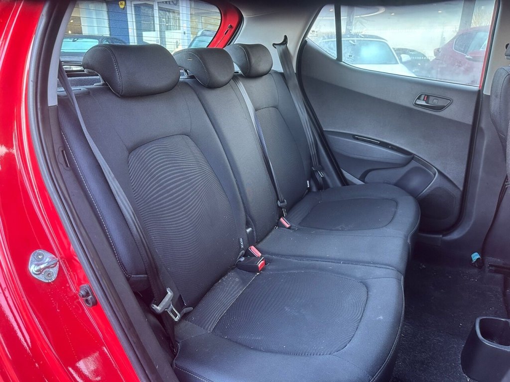 Used Hyundai i10 2018 for sale - 76934685: Photo 4