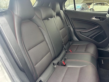 Used Mercedes-Benz GLA 2017 for sale - 78030630: Photo