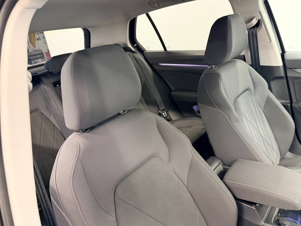 Used Volkswagen Golf 2020 for sale - 77342088: Photo 20