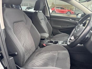 Used Volkswagen Golf 2020 for sale - 77342088: Photo