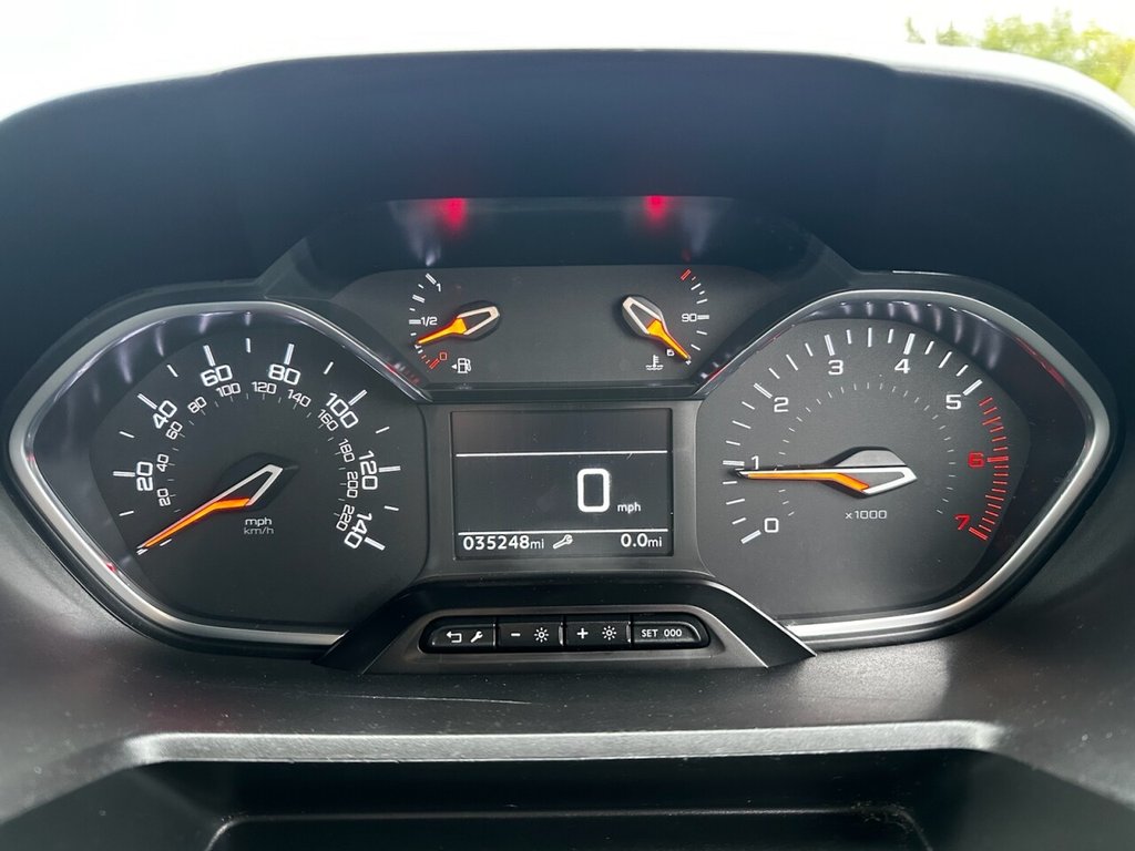 Used Peugeot Partner 2022 for sale - 76574589: Photo 15