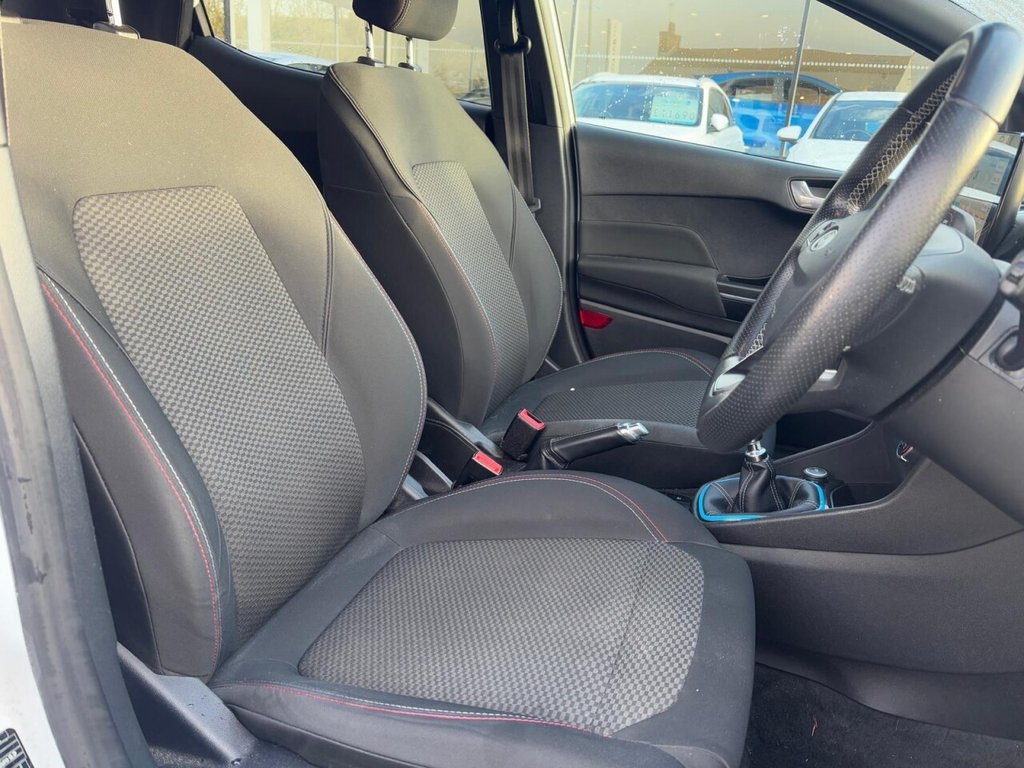 Used Ford Fiesta 2019 for sale - 76740501: Photo 3