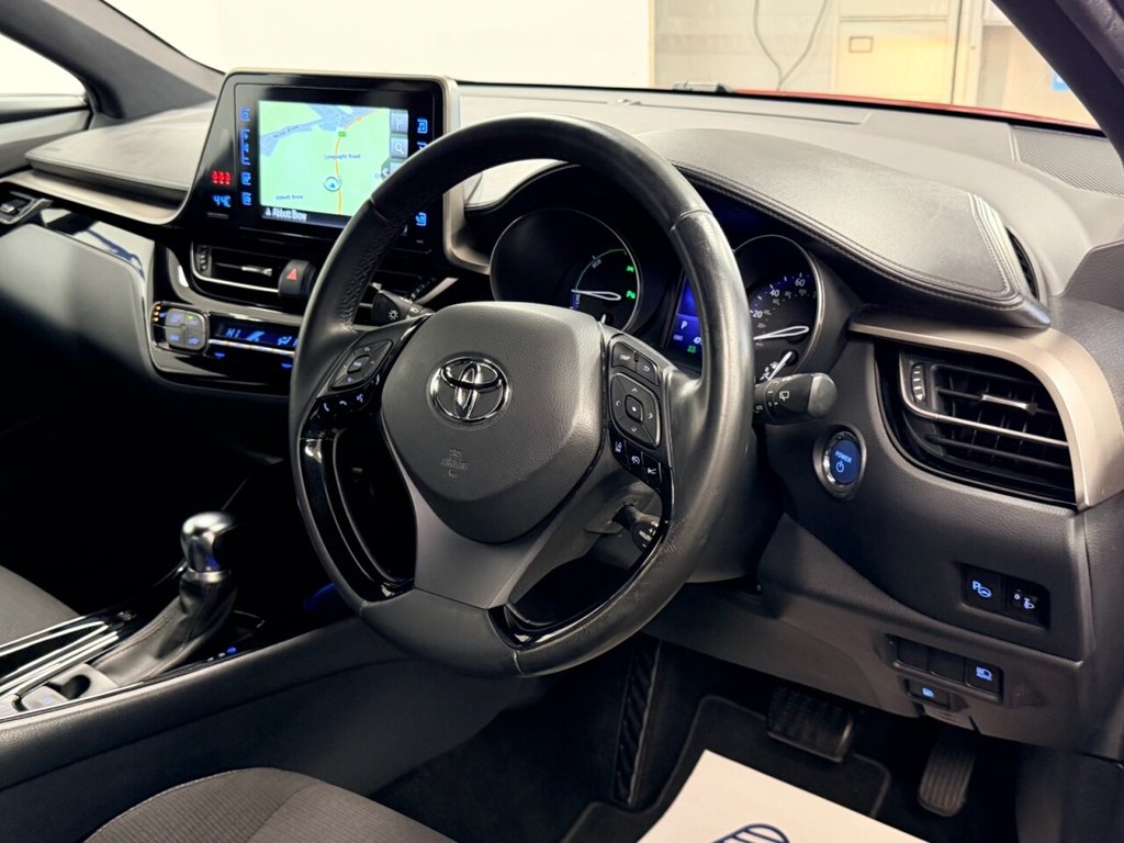 Used Toyota C-HR 2019 for sale - 77632036: Photo 19