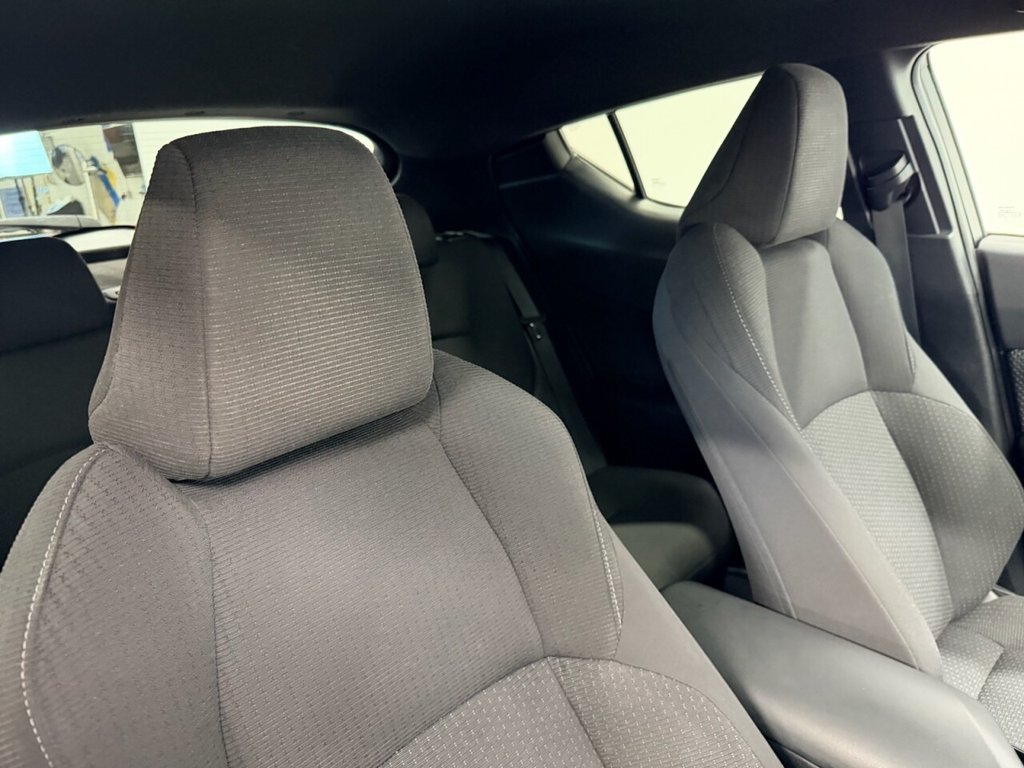 Used Toyota C-HR 2019 for sale - 77632036: Photo 20