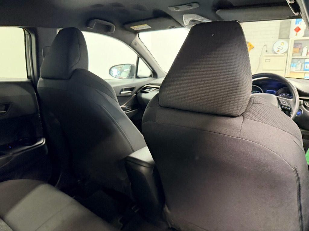 Used Toyota C-HR 2019 for sale - 77632036: Photo 21