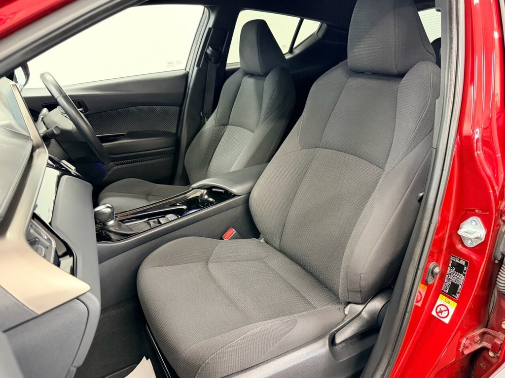 Used Toyota C-HR 2019 for sale - 77632036: Photo 24