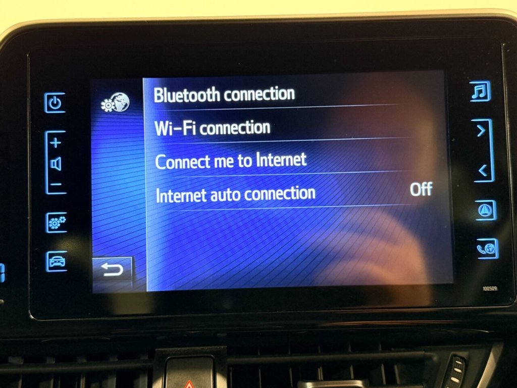 Used Toyota C-HR 2019 for sale - 77632036: Photo 44