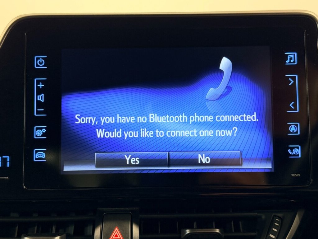 Used Toyota C-HR 2019 for sale - 77632036: Photo 45