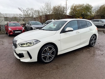 2022 (22) - 118i M-SPORT LCP 135 BHP + SAT NAV + REAR CAMERA + HEATED SEATS 5-Door
